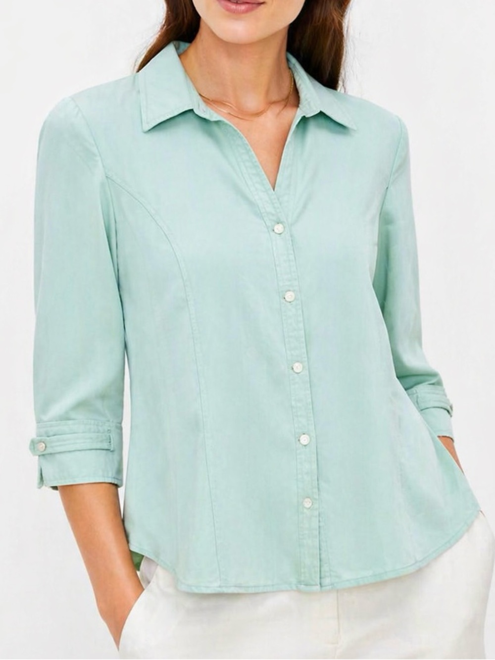 First Issue Liz Claiborne Mint Green rayon/polyester blend button-down top
